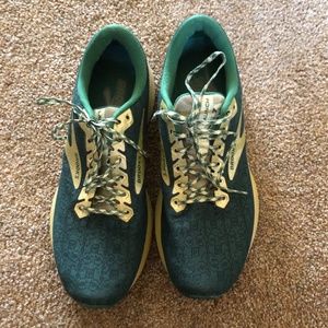 Brooks Launch 7 Men’s 9.5 / Women’s 11